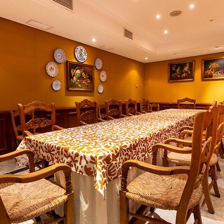 Azz Merida Medea Hotel Екстериор снимка