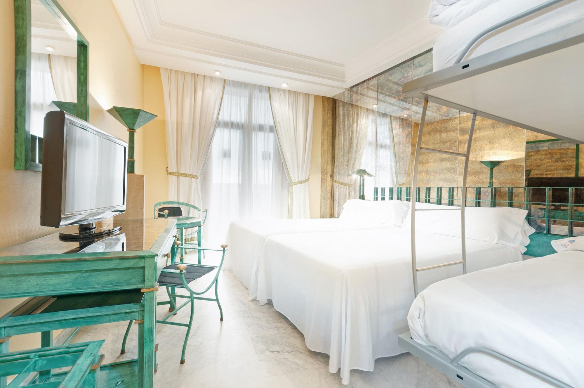 Azz Merida Medea Hotel Екстериор снимка
