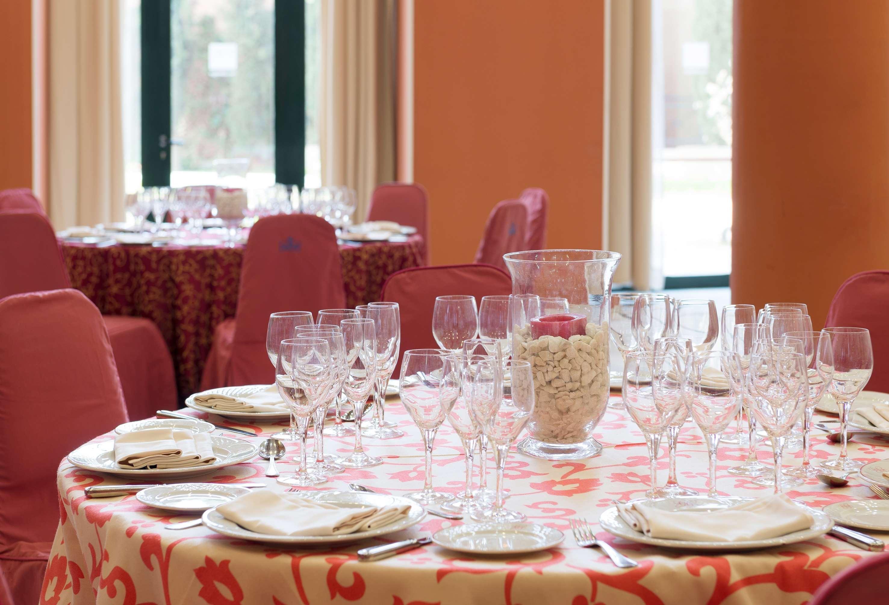 Azz Merida Medea Hotel Екстериор снимка