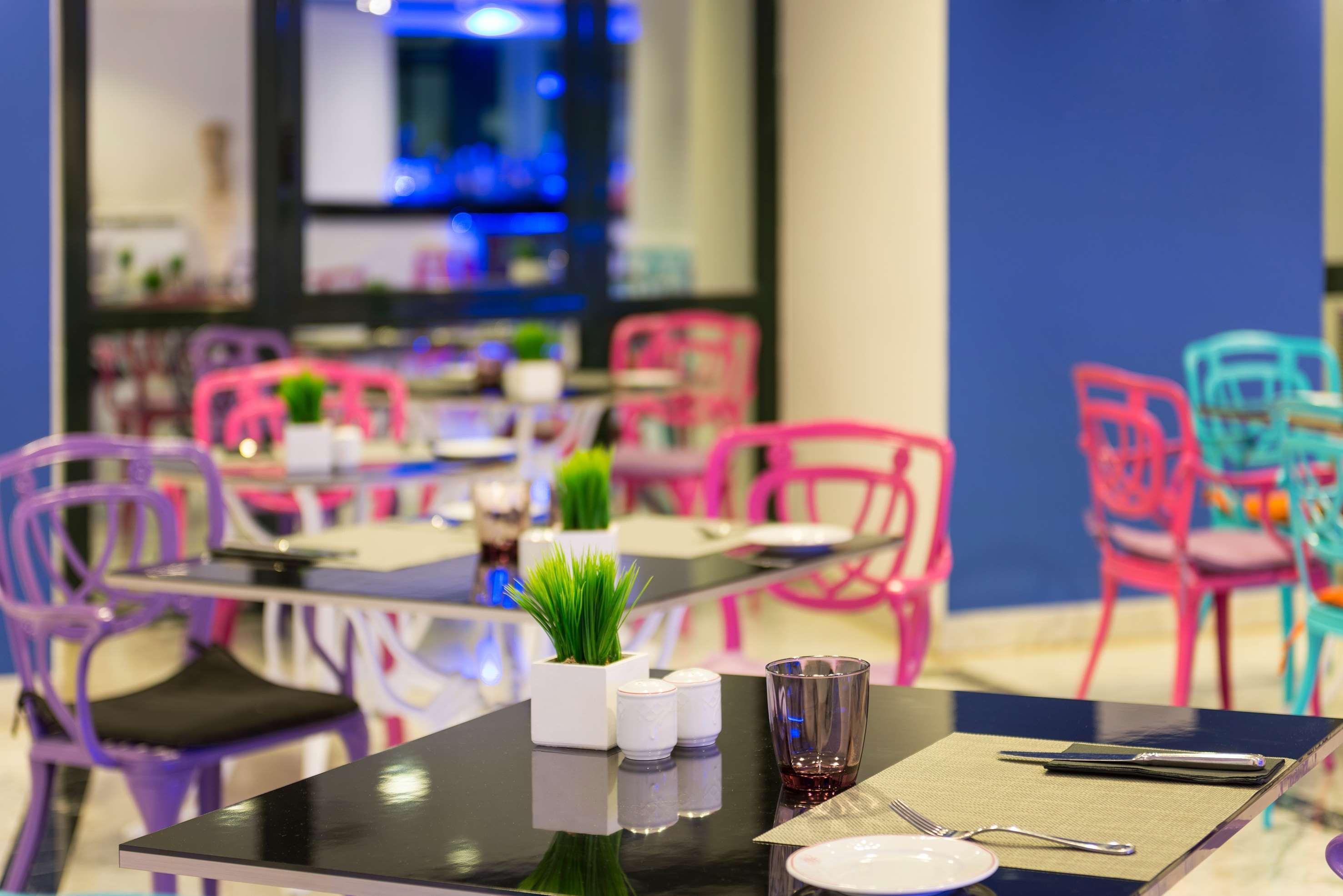 Azz Merida Medea Hotel Екстериор снимка