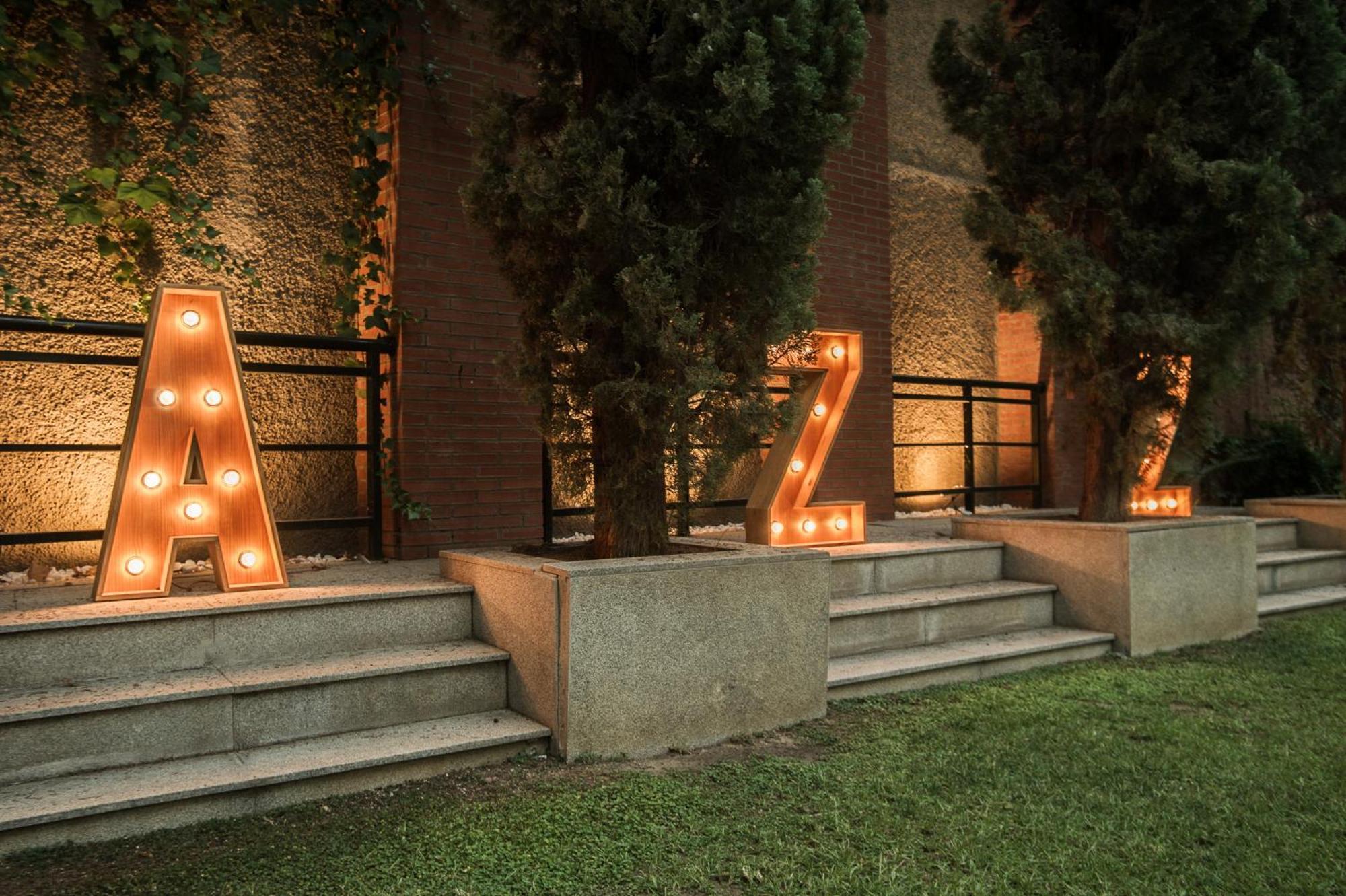 Azz Merida Medea Hotel Екстериор снимка